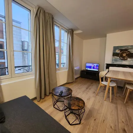 Agreable Appartement, Lumineux Appartement
